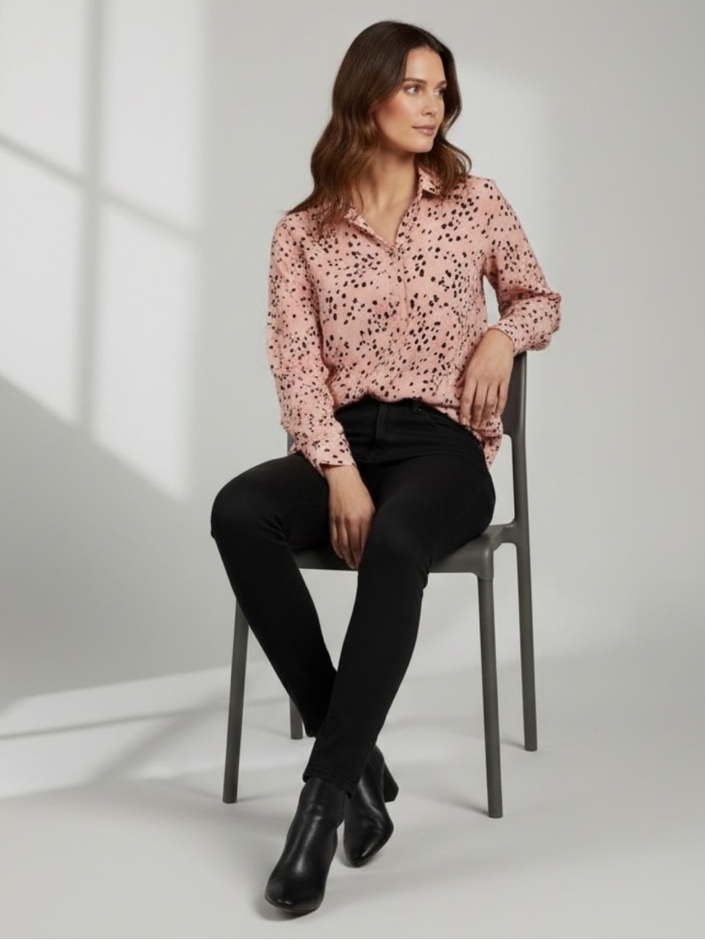 Blush Cheetah Long-sleeve Button Down Blouse ~ NWOT ~ size Small